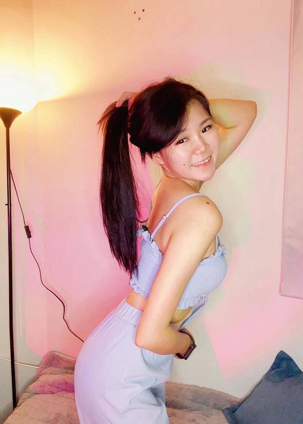 Vivi - Maybe.sg
